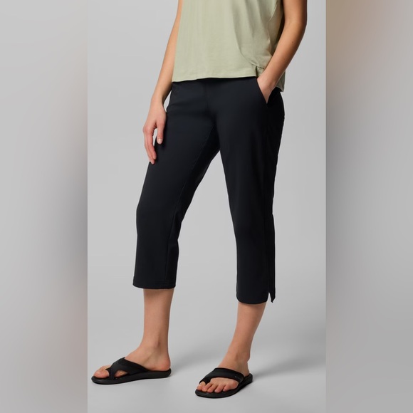 Columbia Pants - Columbia All Seasons™ Capri Pants NWT 🌿 Performance Meets Everyday Style